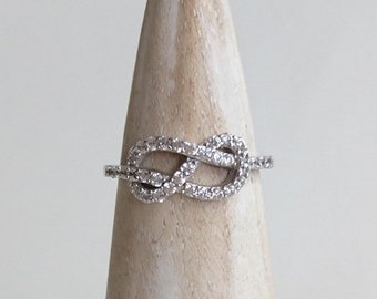 Vintage Sterling Silver Cubic Zirconia CZ Stone Eternity Love Knot Dainty Ring