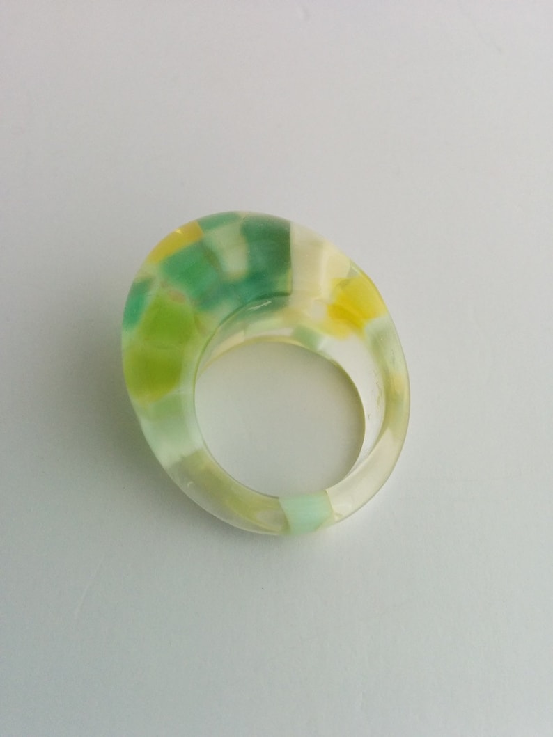 Mod retro clear and green yellow lucite plastic funky dome cubes egg ring