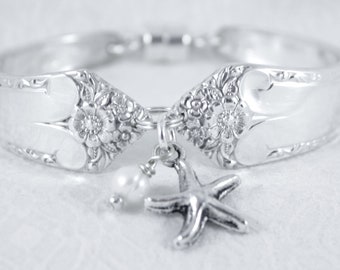 Spoon Bracelet. Vintage Spoon Bracelet with Starfish Charm and Fresh Water Pearl. Starlight Pattern, Circa 1950.