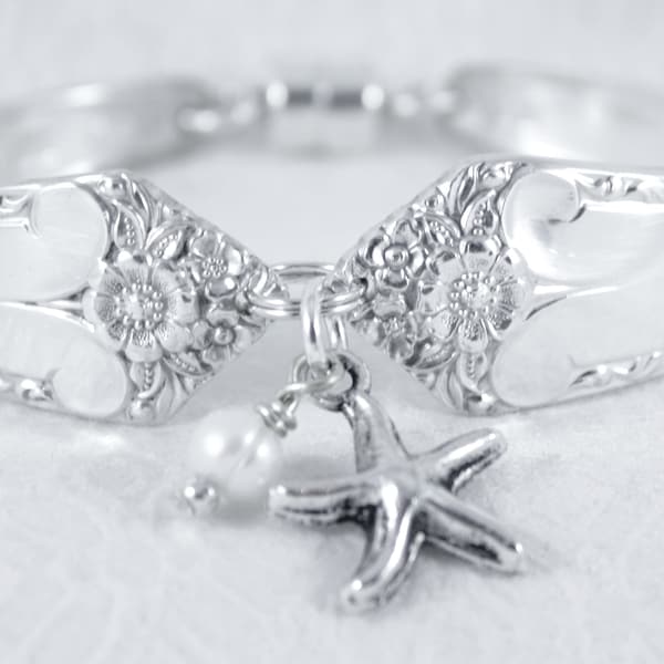 Spoon Bracelet. Vintage Spoon Bracelet with Starfish Charm and Fresh Water Pearl. Starlight Pattern, Circa 1950.