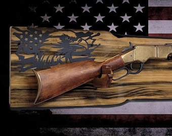 Rustic Faux Live Edge Lever Action Rifle Display | Knotty Pine Gun Rack | American Eagle Flag | Handmade Wall Mount