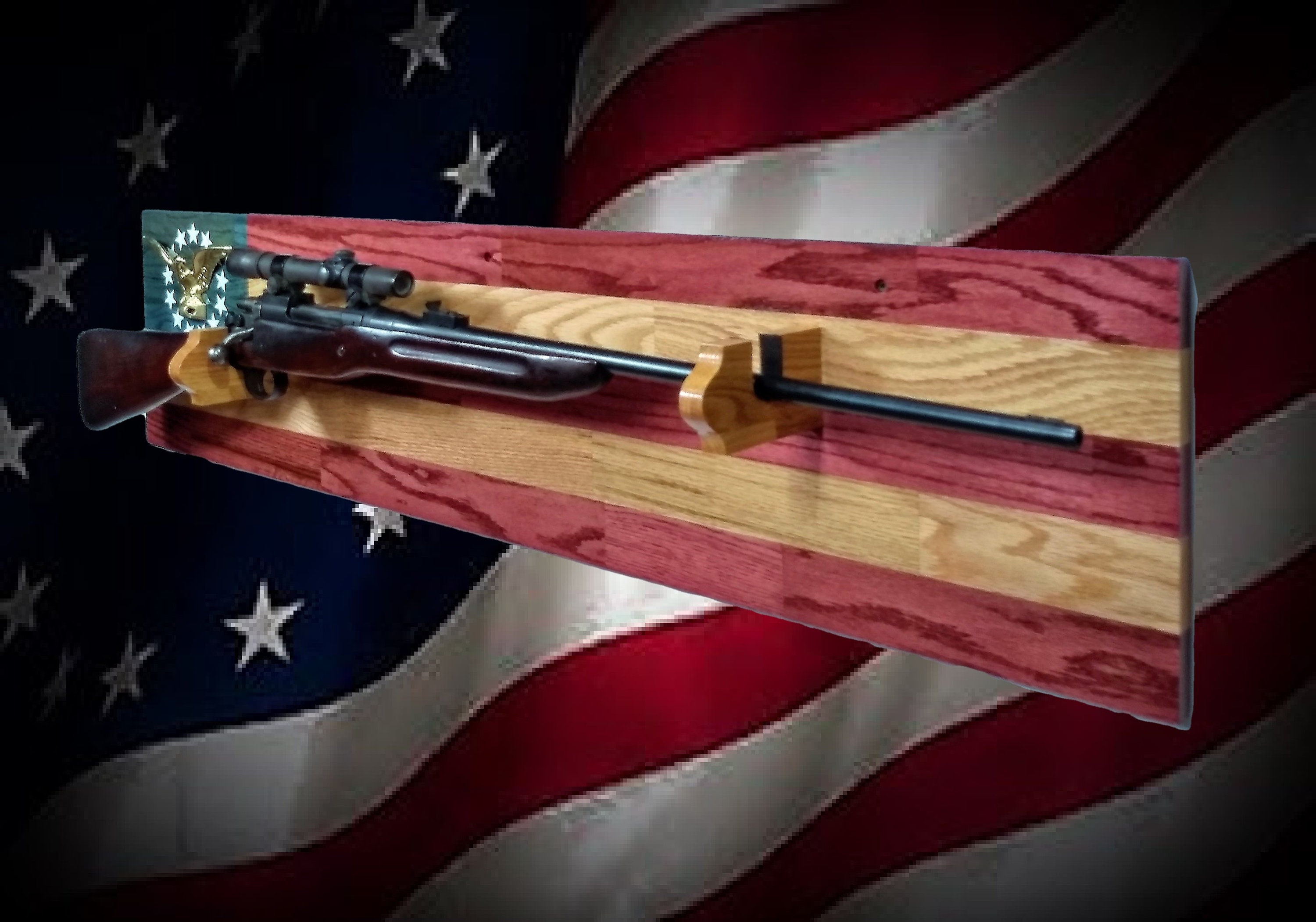Rustic Oak Gun Rack Gold Eagle Wall Mount Rifle Display Patriotic Flag
