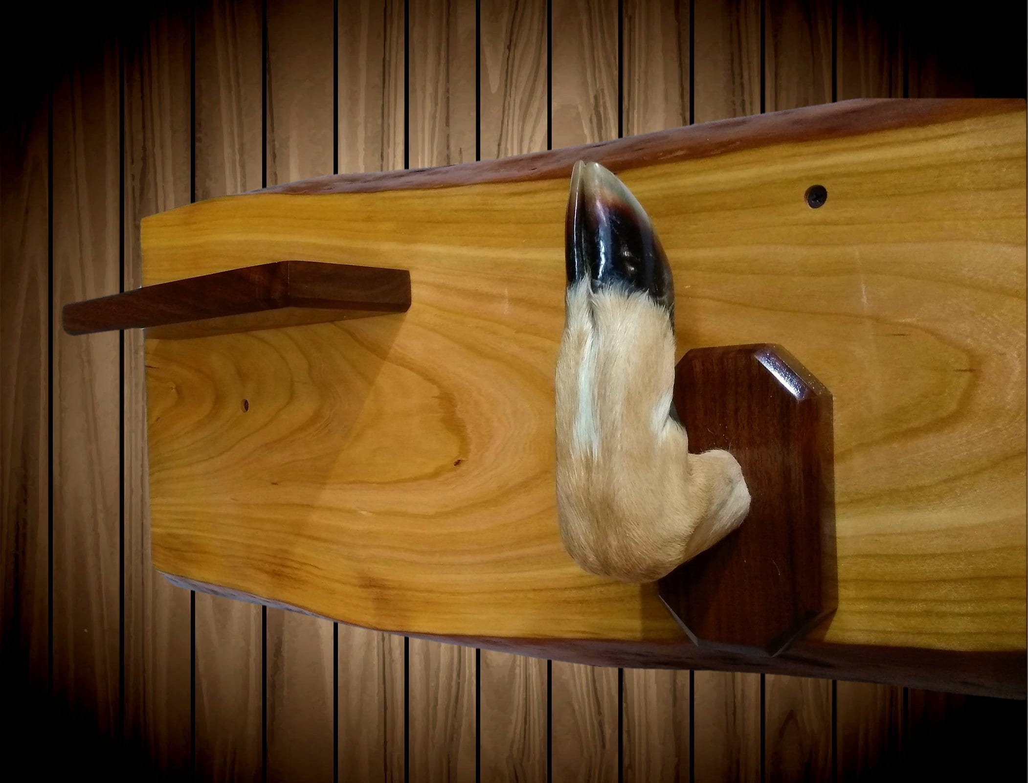 Rustic Gun Rack Live Edge Red Maple Small Shelf Deer Hoof Hangers Wall