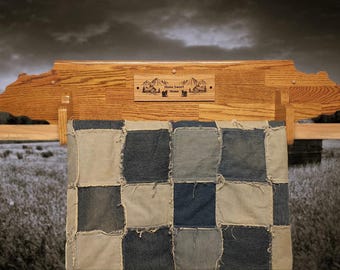 Rustic Cabin Oak Bear Head Wall-Mounted Quilt Rack Perfect Farmhouse Home Decor Gift