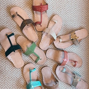 Chappal Kolhapuri pour femme, fait main, ethnique traditionnel indien, chaussures plates en cuir, sandales, brides en T, chaussures, chaussure, chaussons, cadeaux