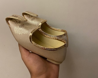 Kidswear shoes, Girls costume shoes, Boys wedding Sandals