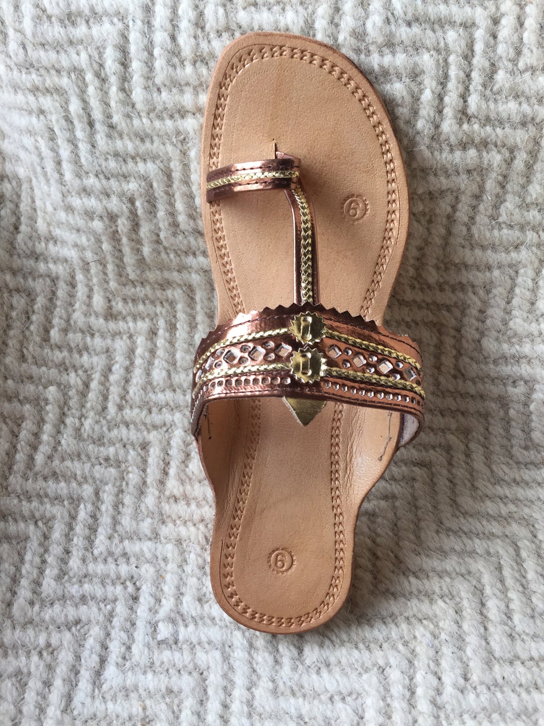 kolhapuri chappal for women