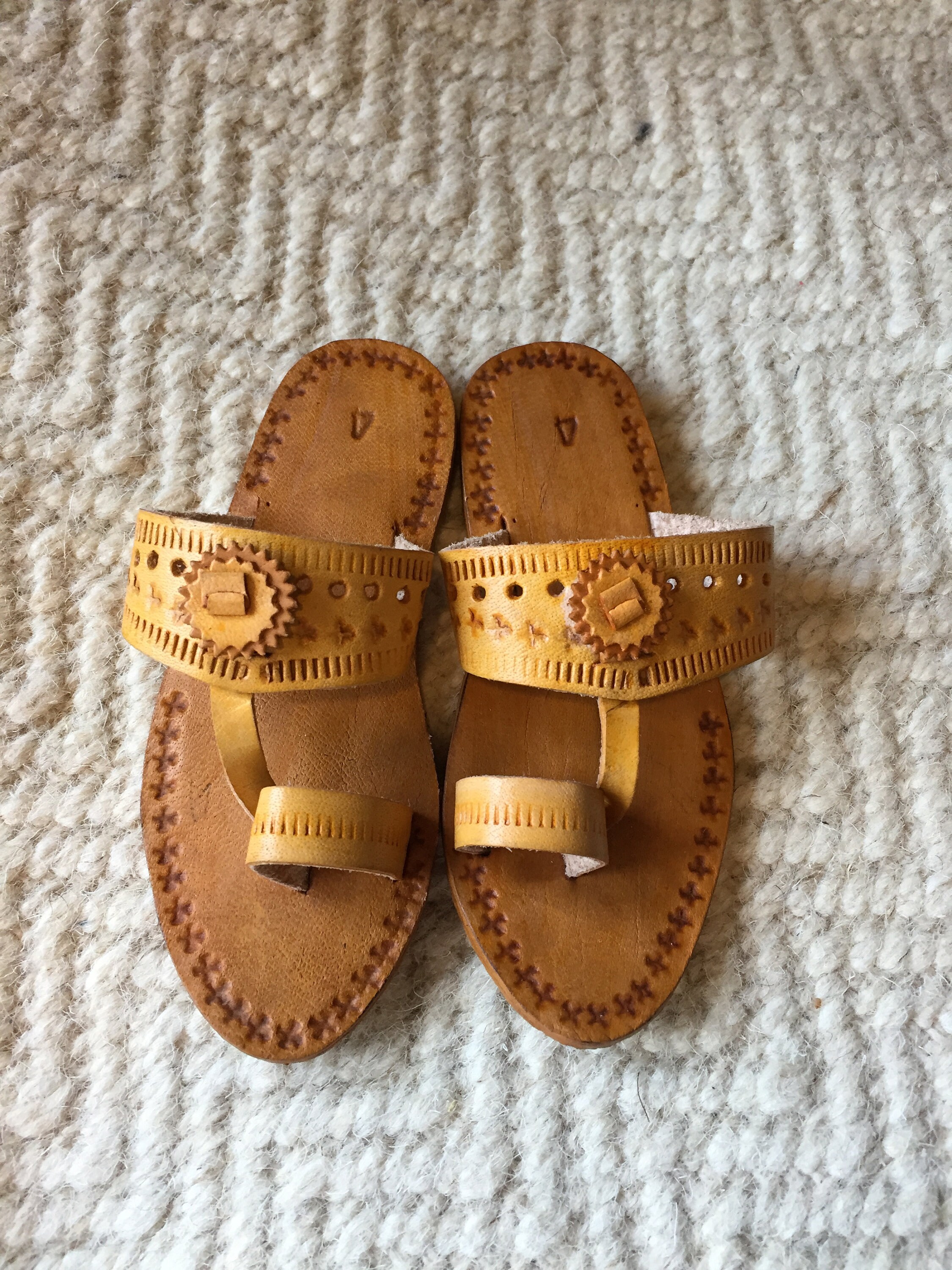 kolhapuri chappal for boy