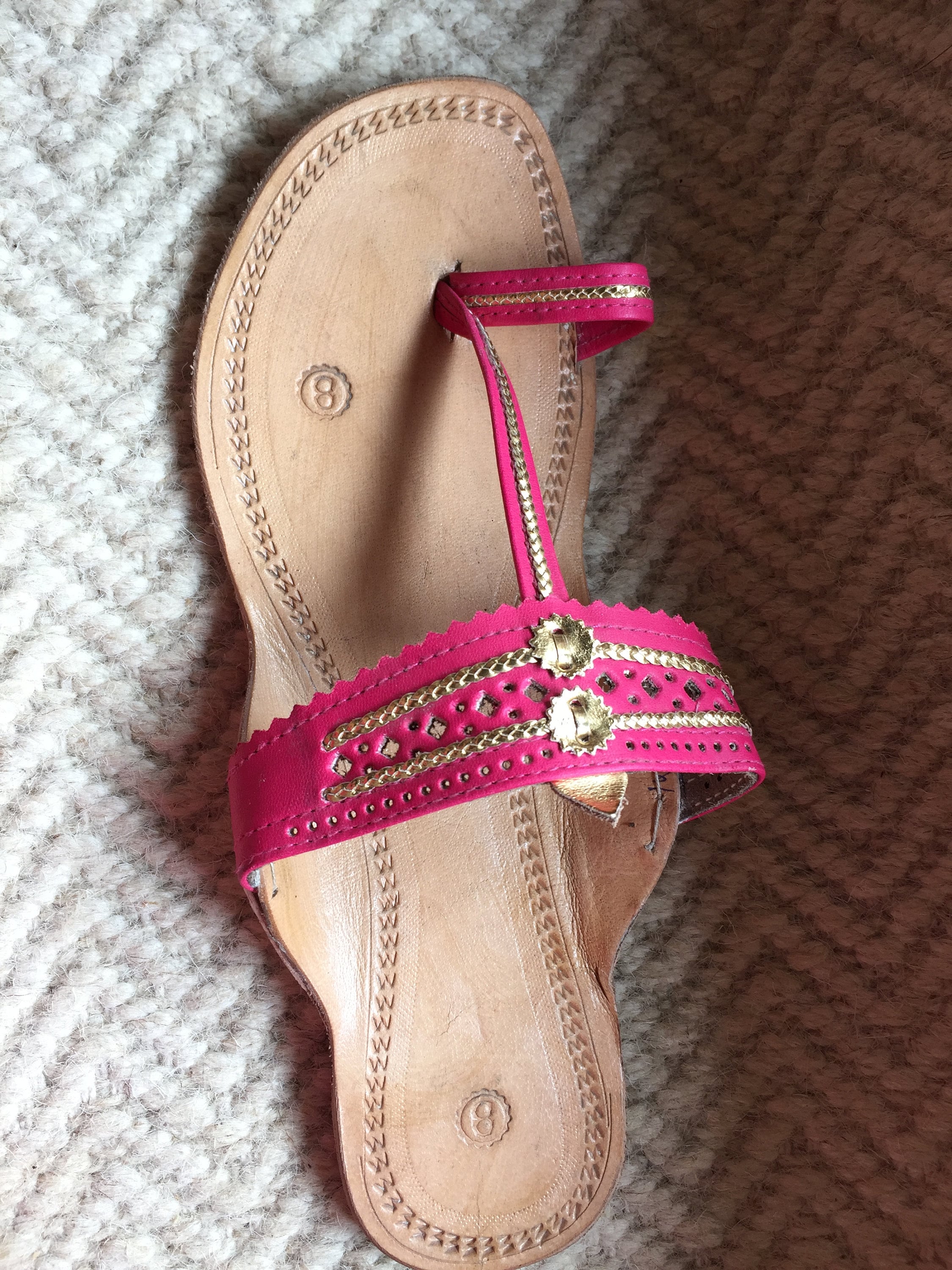 kolhapuri chappal for women
