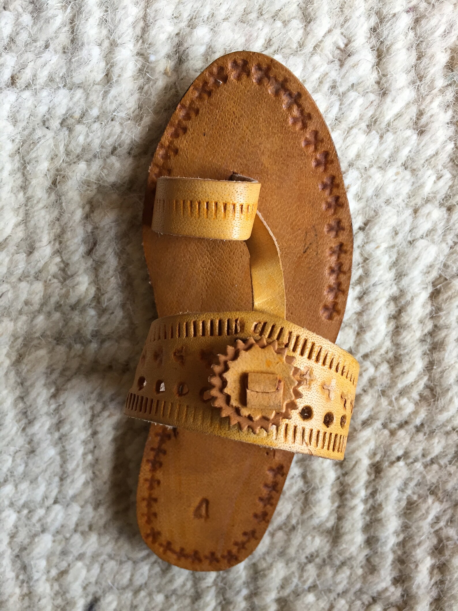 kolhapuri chappal kids