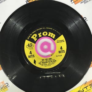 45 rpm record adpater @ symbol, lp, Vinyl, center, insert, at
