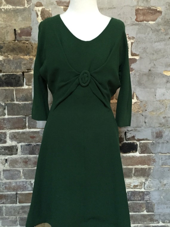 Vintage 1960s green crepe dress - image 1