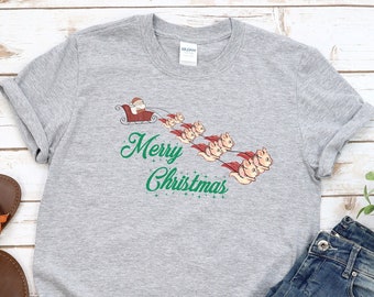 Pig Christmas Shirt, Cute Pig Shirts, Vegan Christmas T-Shirts, Flying Pigs Shirt, Holiday Christmas Party Shirt, Funny Christmas Tees