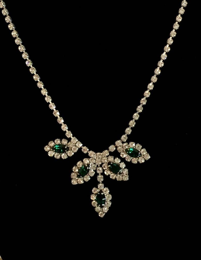Vintage Marquise Emerald Colored Rhinestone Necklace