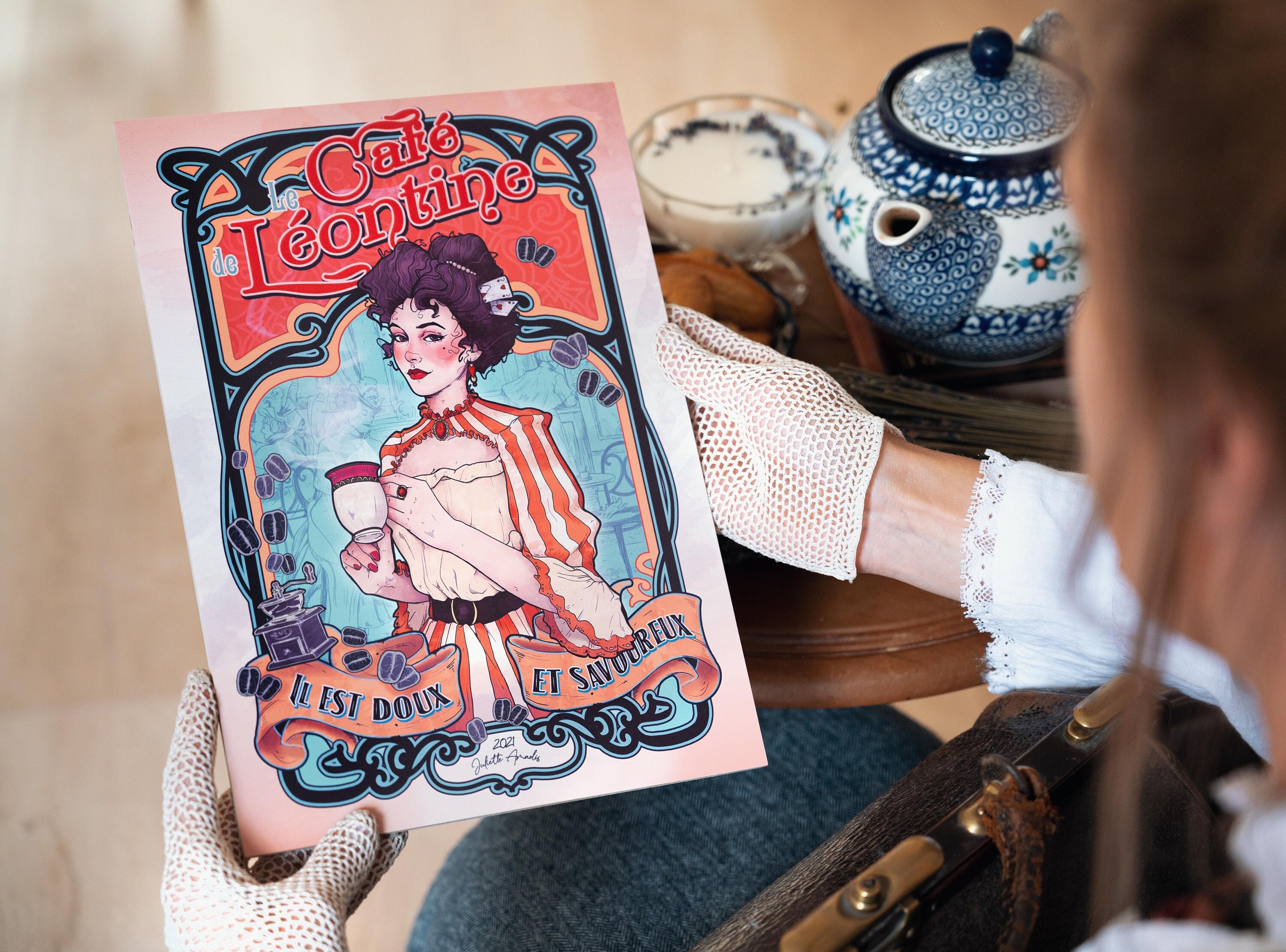 Wood Panel - Café de Léontine