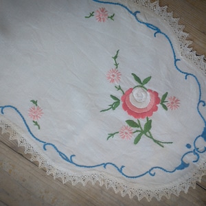 Beautiful Vintage Table Runner, Hand-Embroidered Pink/Green/Blue Stitched Border & Lace Trim Swedish Country Cottage Easter Linen Home Decor