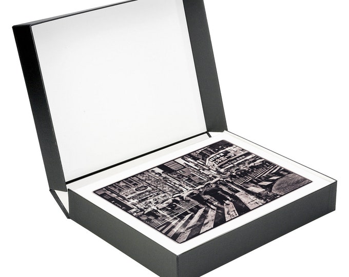 Japan Limited Edition Collectors Box - 18 signed archival prints