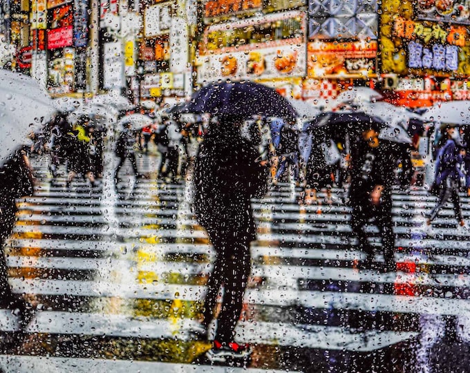 Rainy days in Tokyo V - Photo Art by Sven Pfrommer