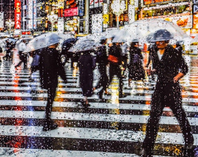 Rainy days in Tokyo VI - Photo Art by Sven Pfrommer