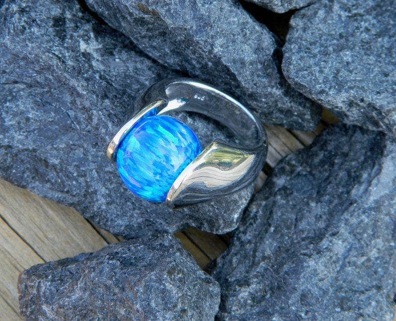 with 14mm syn .925 sterling silver 14mm Interchangeable ring blue opal