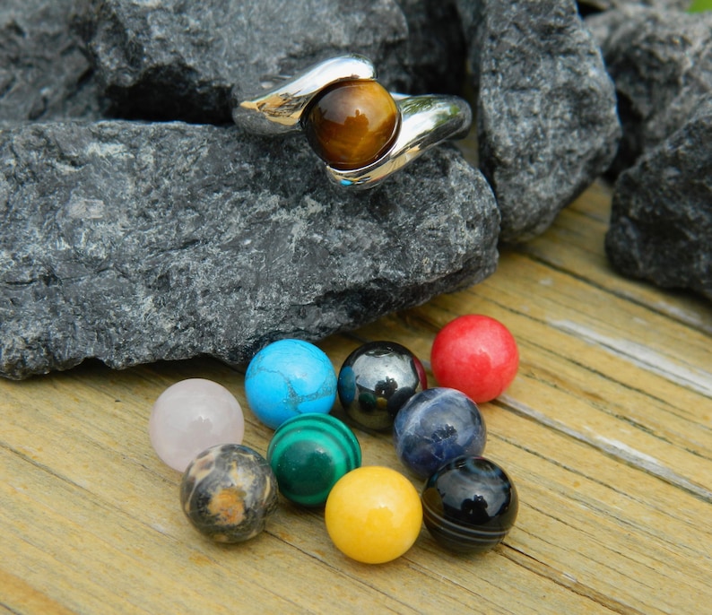 Interchangeable ring with 10-8mm semi precious stones