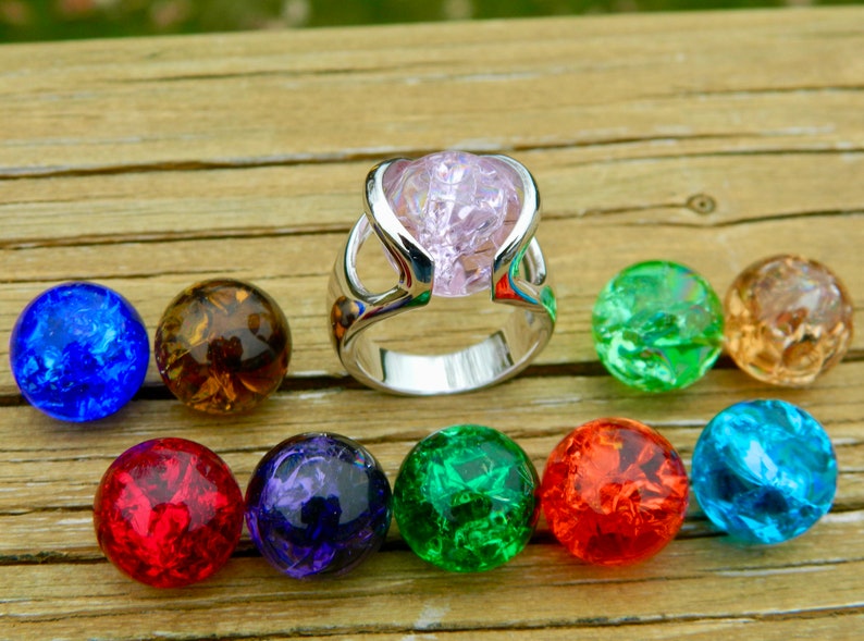 Interchangeable ring with 10-14mm cracked glass stones