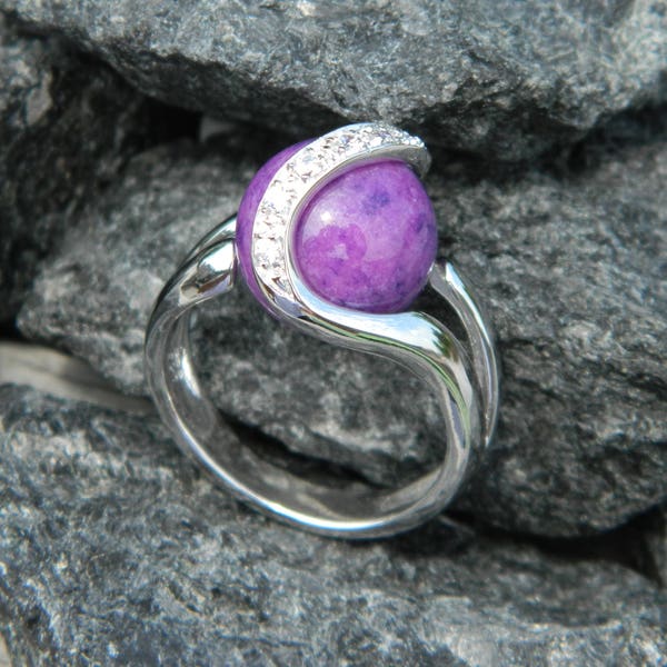 Interchangeable ring with 10mm purple jade stone