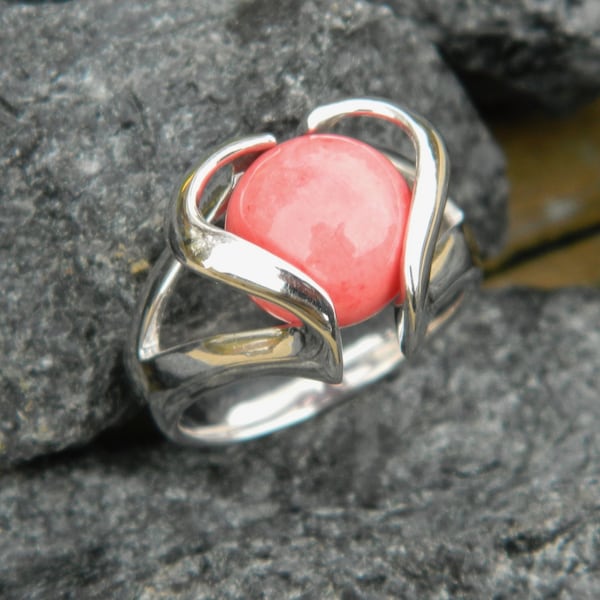 Interchangeable marble Heart ring with 8mm Red Coral stone