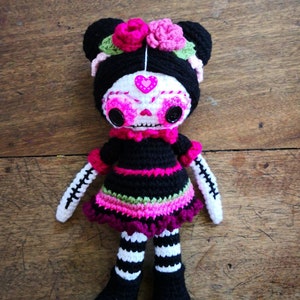 Sugar Skull doll Crochet Pattern, Day of the Dead Amigurumi, halloween doll, voodoo doll, dia de los muertos doll, whimsical creature image 2
