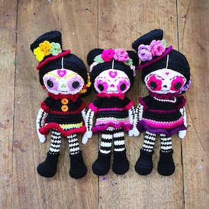 Sugar Skull poupée Crochet Pattern, Day of the Dead Amigurumi, poupée d’Halloween, poupée vaudou, poupée dia de los muertos, créature fantaisiste