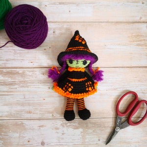 Crochet amigurumi Halloween doll, goth doll, creepy cute doll, gift for her, scarecrow doll, scary doll