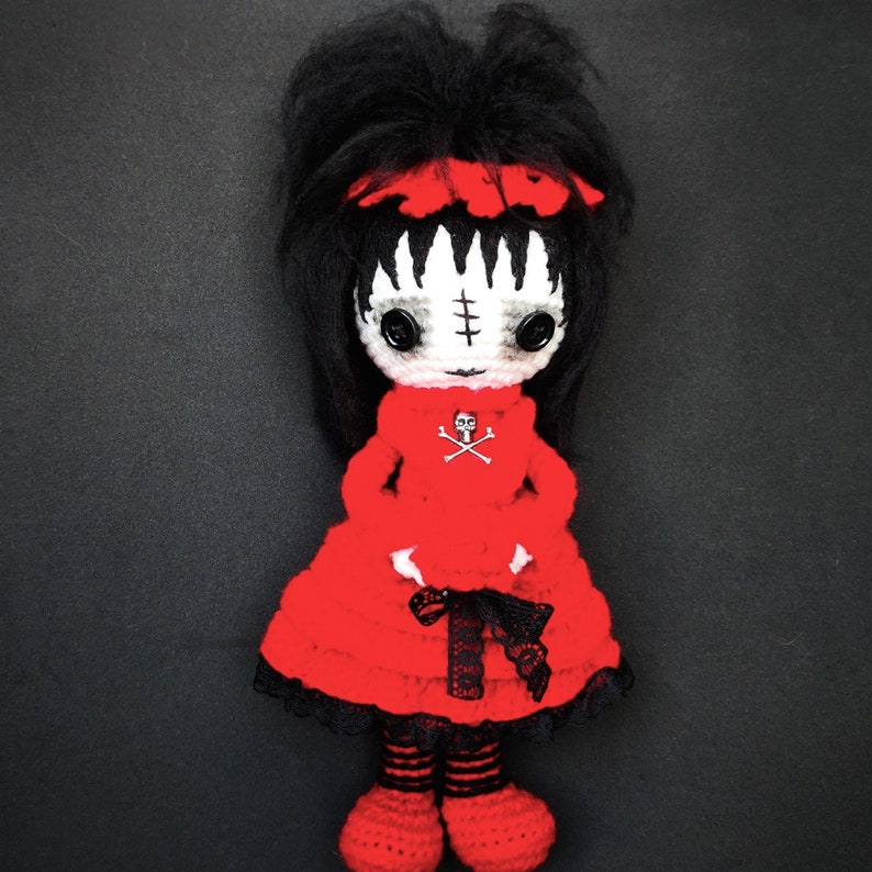 CROCHET PATTERN Red Lydia doll, amigurumi Halloween doll, Creepy cute amigurumi crochet doll, crochet pattern goth bride doll image 3