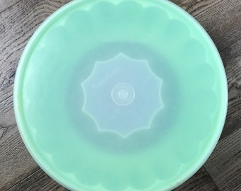 Vintage Tupperware 3-Pc Jello/Ice Mold Green with Shear Seal and Center Piece