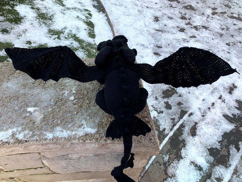 PDF PATTERN Amigurumi Toothless Puppet from How to Train your Dragon franchise