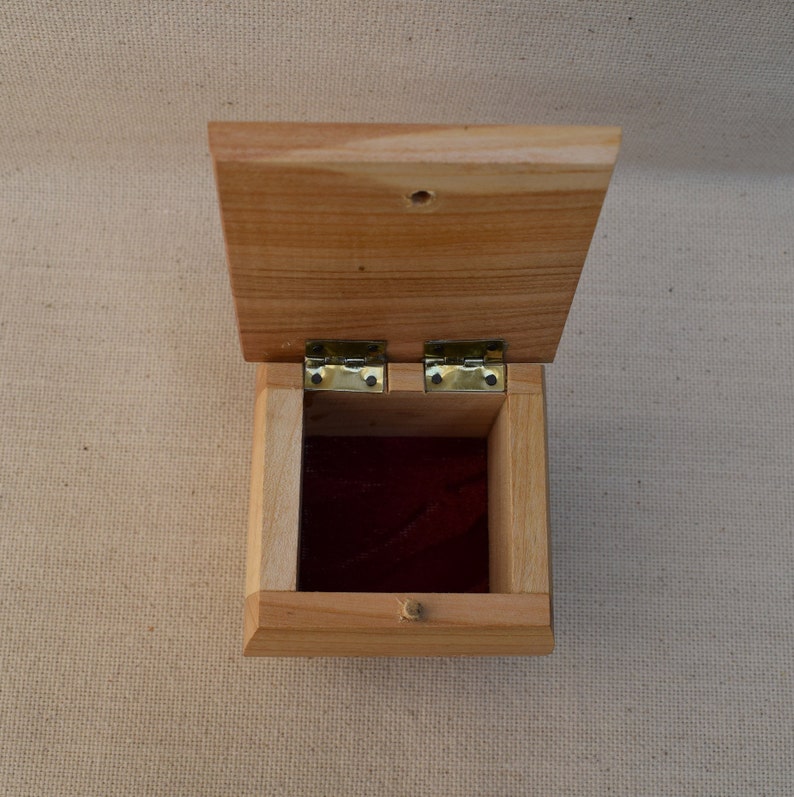 Jewelry box Wooden box Wood box Ring box Wood box Wood boxes Jewelry boxes Wood carving Wedding gifts
