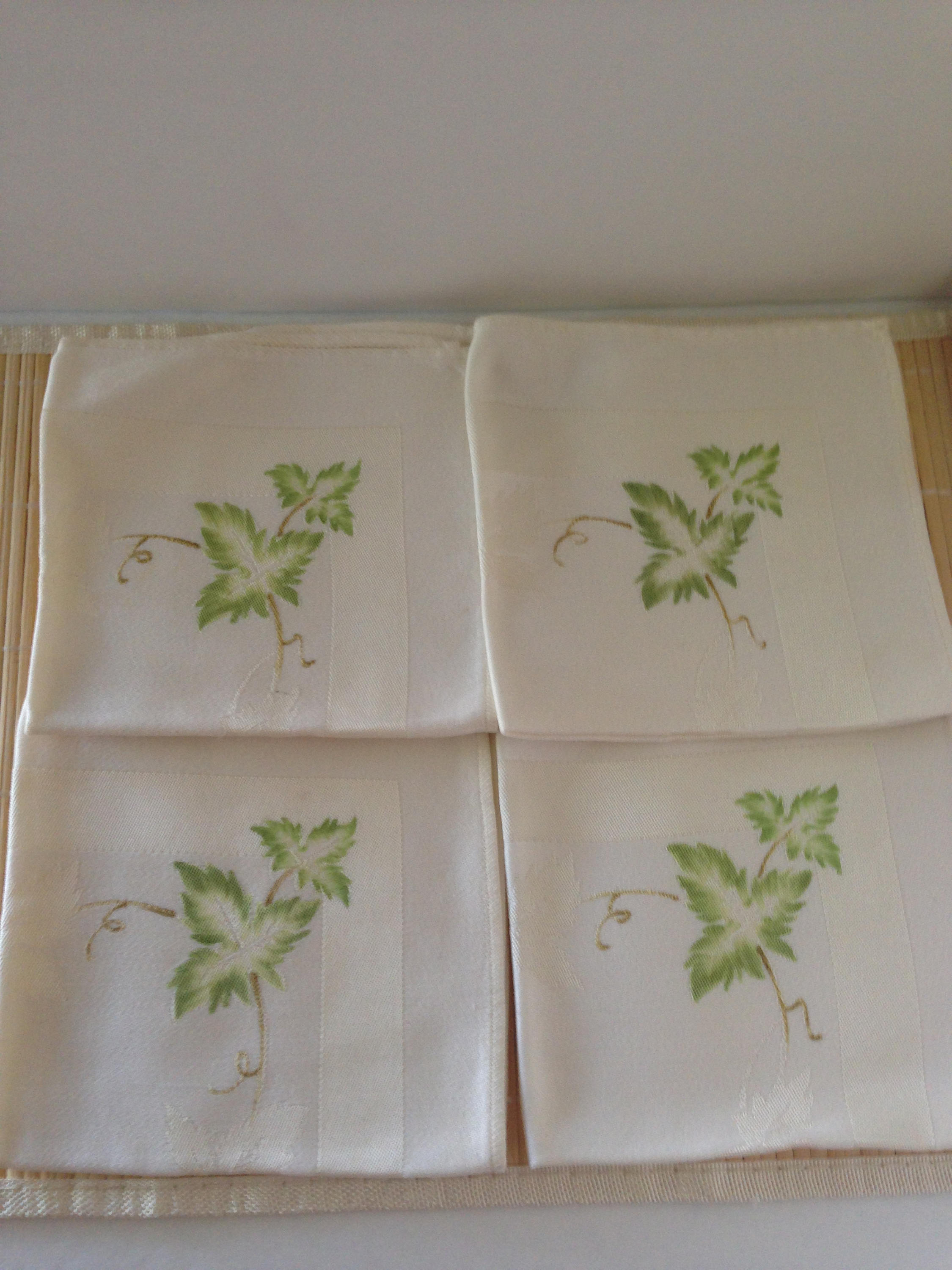 Four 4 Vintage Damask Napkinsecru W/ Grape Leaf Etsy UK