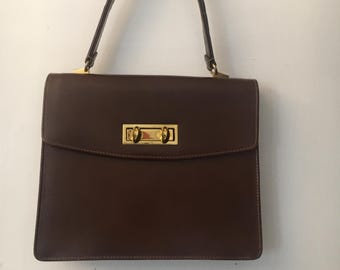 Vintage Mid Century Dark Brown Leather Purse/Handbag w/Top Handle, Gold Tone metal Accents/Beige Kid Leather Interior/Well-Made & Classy