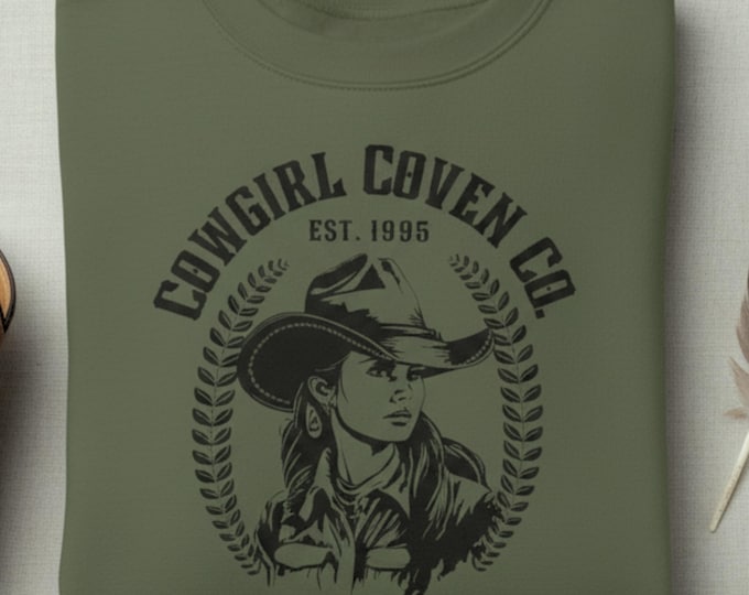 Vintage Cowgirl Fall Crewneck, Western Inspired Halloween Sweatshirt, Vintage Style Autumn Jumper, Western Graphic Sweatshirt