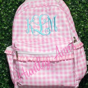 Sac à dos rose Vichy Sac à dos en nylon pleine grandeur à volants. Sac à dos girly monogrammé. Preppy. Doux sac à langer personnalisé.