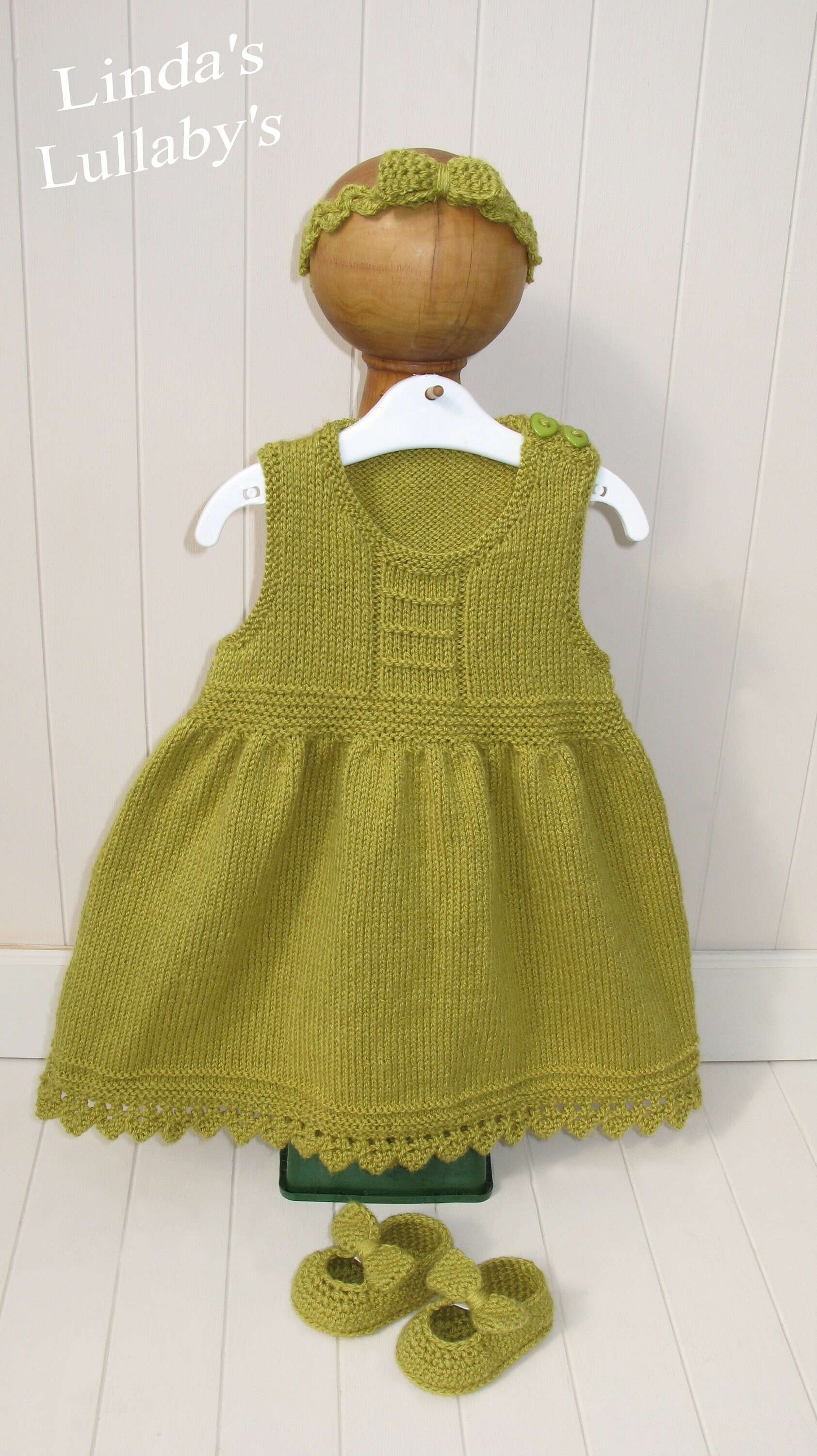 free hand knitted baby dress patterns