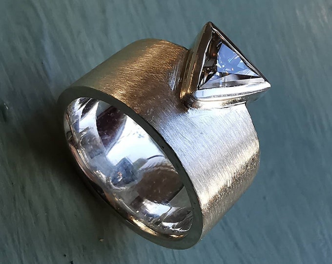 Contemporary 10mm Wide Band Sterling Silver Ring with 6mm Facetted Triangular White Moissanite