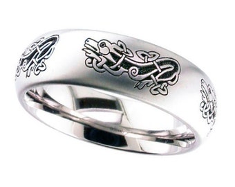 Gents 7mm Wide Titanium Wedding Band with Laser Engraved Celtic Dog Design