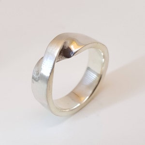 Contemporary Custom 10mm Wide Band Unisex Sterling Silver Mobius Ring