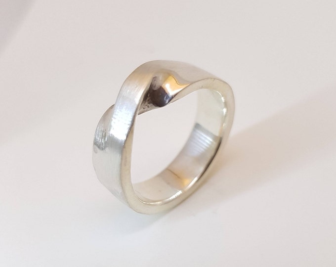 Contemporary Custom 10mm Wide Band Unisex Sterling Silver Mobius Ring