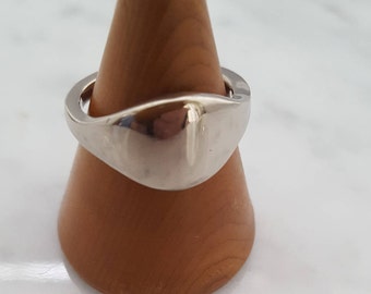 Gents Sterling Silver Heavy Weight SIgnet Ring