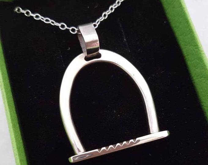 Stunning Sterling Silver Riding Stirrup Design Pendant. Childs size