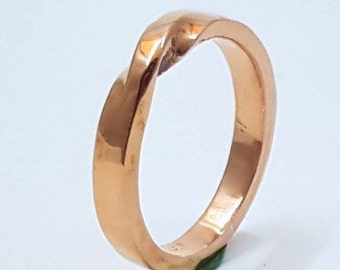 Contemporary Custom 2.5 mm Wide Band Unisex 9ct Rose Gold Mobius Ring.  Also Available in 9ct White or 9ct Yellow Gold