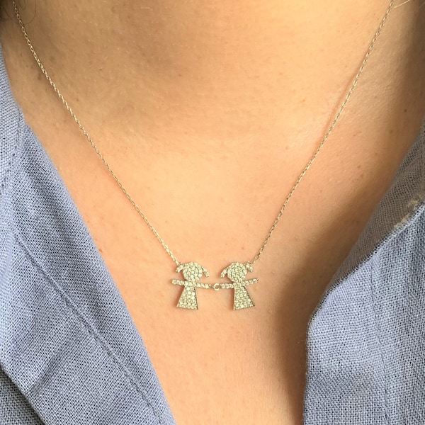 Garçon et fille, fille et fille, collier garçon et garçon, collier à breloques en forme, argent sterling, cadeau pour maman, collier pour enfant, cadeau pour mère