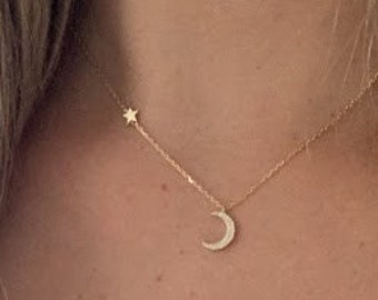 Collier lune et étoile, collier délicat, collier superposé, bijoux minimalistes, collier étoile, croissant de lune, or, argent, argent sterling