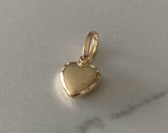 Zawieszka w kształcie serca z litego złota 14K (8 x 10 mm)